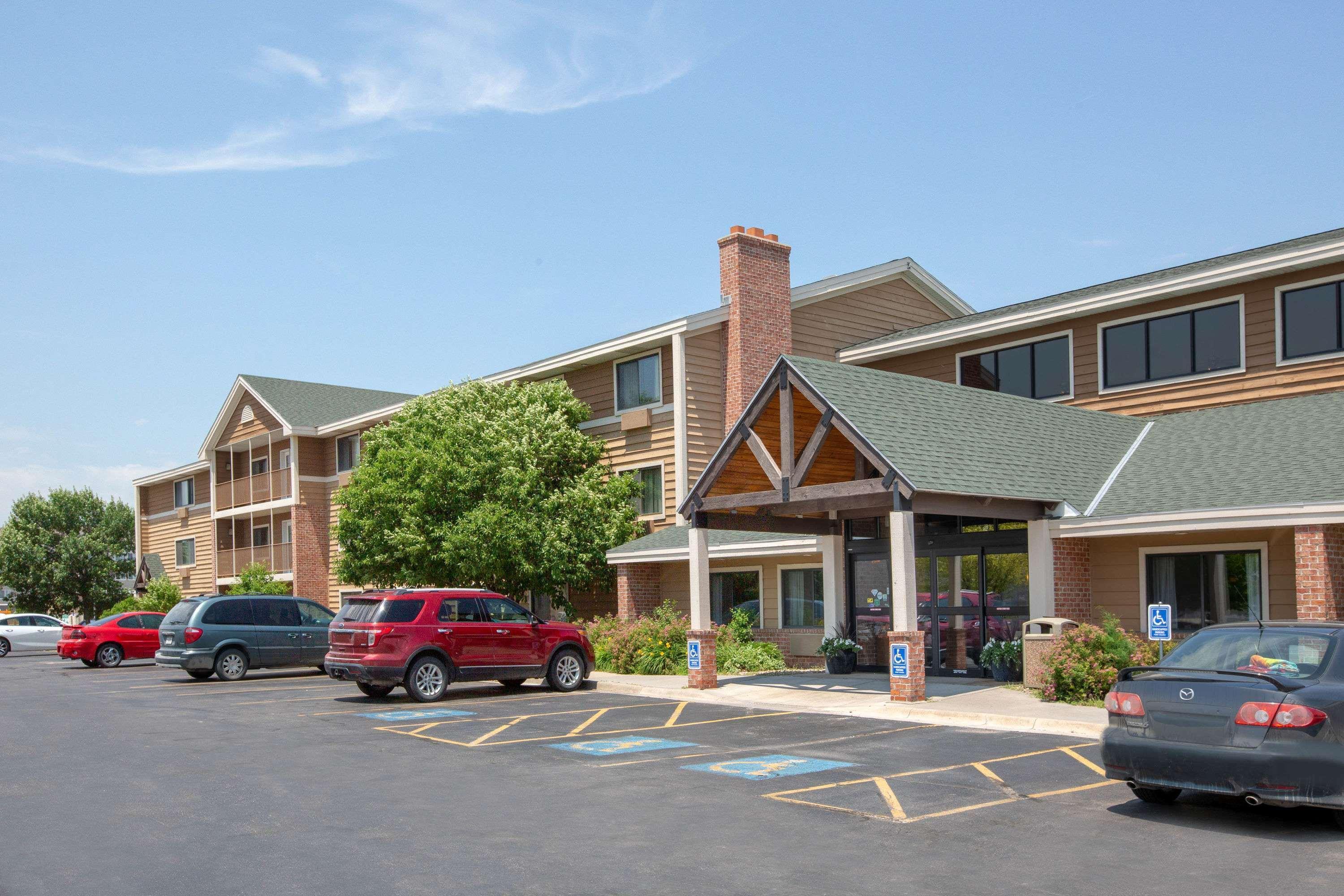 Americinn By Wyndham Kearney Exterior photo